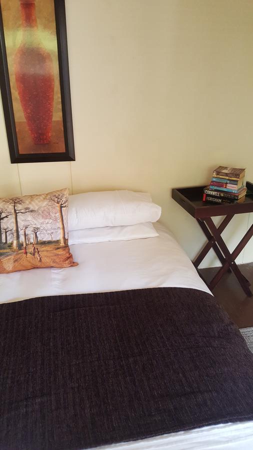 Barrydale Accommodation, Backpackers Екстер'єр фото